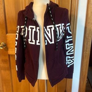 VICTORIAS SECRET PINK / MAROON HOODIE / XS